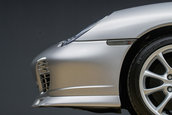 Porsche 911 Turbo S cu 4.399 kilometri la bord