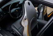 Porsche 911 Turbo S cu 4.399 kilometri la bord