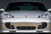 Porsche 911 Turbo S cu 4.399 kilometri la bord