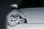 Porsche 911 Turbo S cu 4.399 kilometri la bord