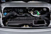 Porsche 911 Turbo S cu 4.488 de kilometri la bord