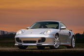 Porsche 911 Turbo S cu 4.488 de kilometri la bord