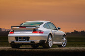 Porsche 911 Turbo S cu 4.488 de kilometri la bord