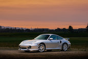 Porsche 911 Turbo S cu 4.488 de kilometri la bord
