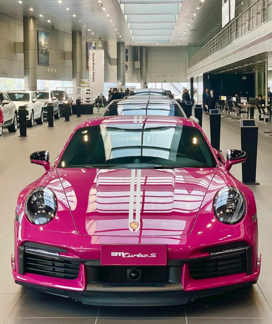 Porsche 911 Turbo S in Ruby Star