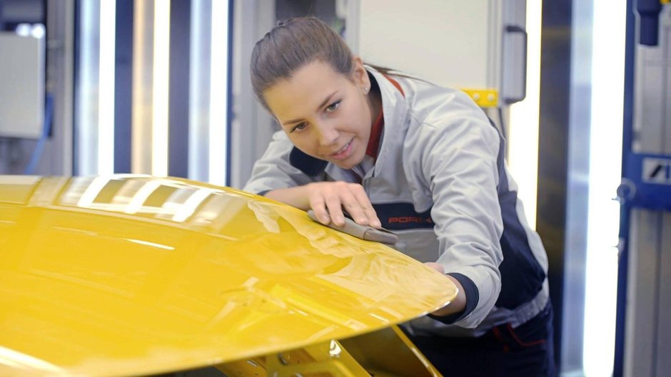 Porsche 911 Turbo Yellow Saffron Metallic