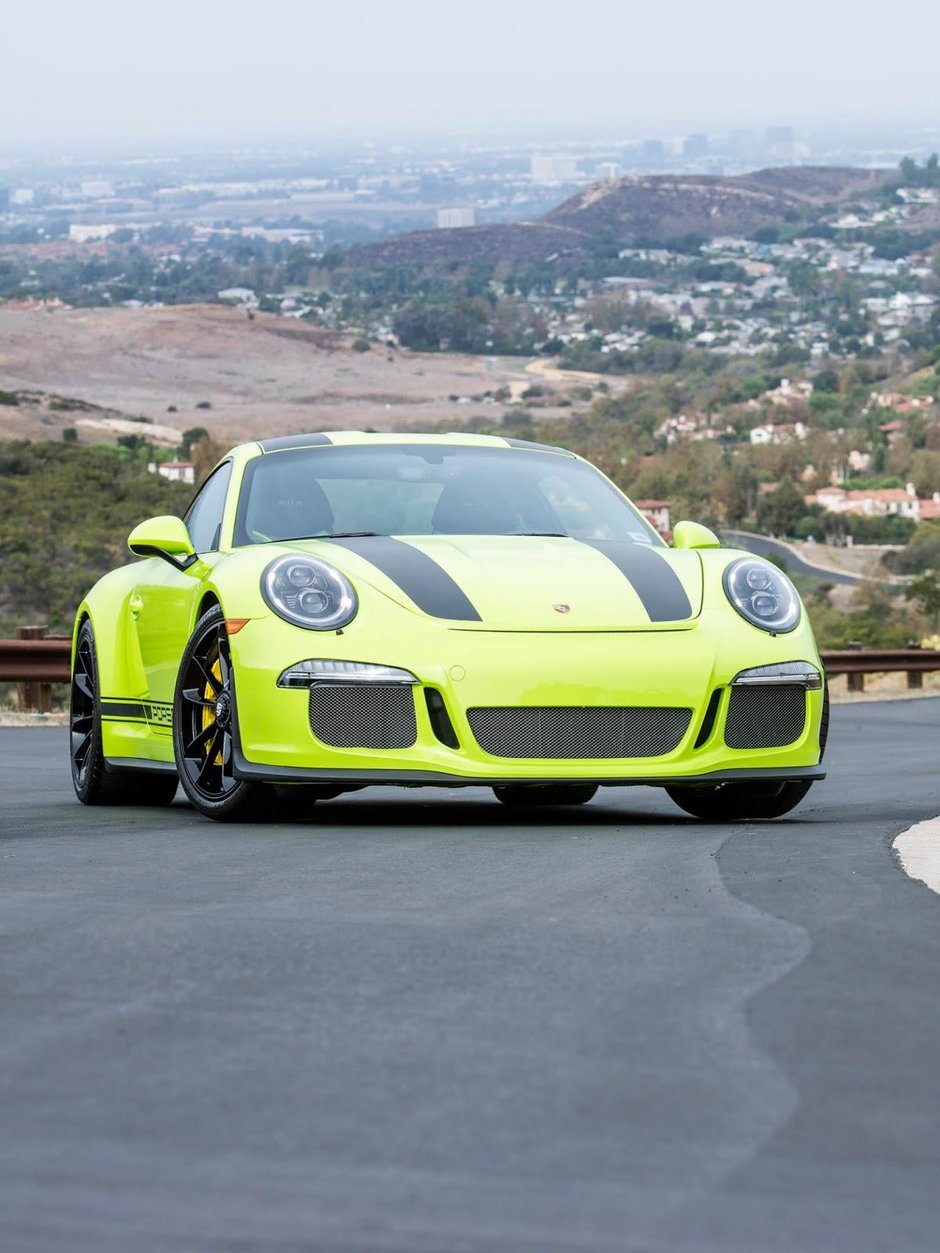 Porsche 918 Spyder si 911 R de vanzare