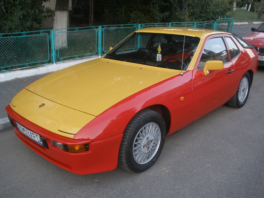 Porsche 924