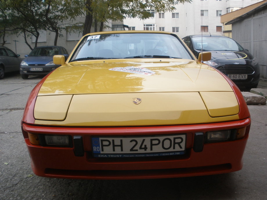 Porsche 924