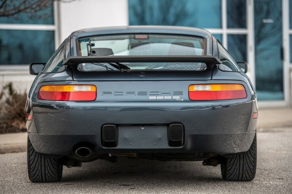 Porsche 928 S4 de vanzare