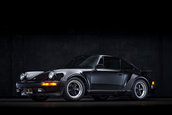 Porsche 930 Turbo cu 11.979 de kilometri la bord