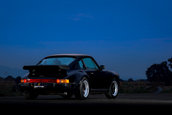 Porsche 930 Turbo cu 11.979 de kilometri la bord