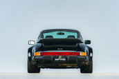 Porsche 930 Turbo cu 11.979 de kilometri la bord