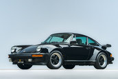 Porsche 930 Turbo cu 11.979 de kilometri la bord