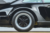 Porsche 930 Turbo cu 11.979 de kilometri la bord