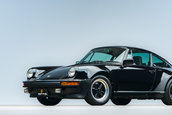 Porsche 930 Turbo cu 11.979 de kilometri la bord