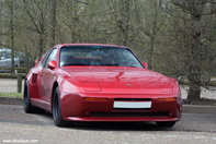 Porsche 944 by Strosek