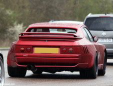 Porsche 944 by Strosek