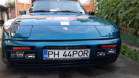 Porsche 944