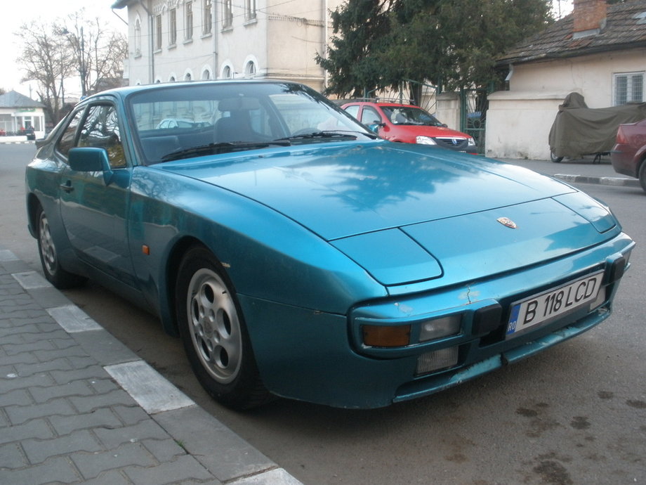 Porsche 944 M44