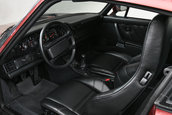 Porsche 959 cu 13.119 kilometri la bord