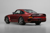 Porsche 959 cu 13.119 kilometri la bord