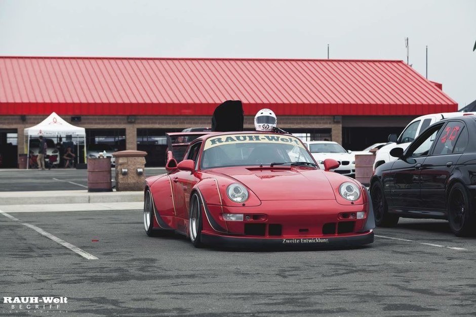 Porsche 993 RWB de vanzare