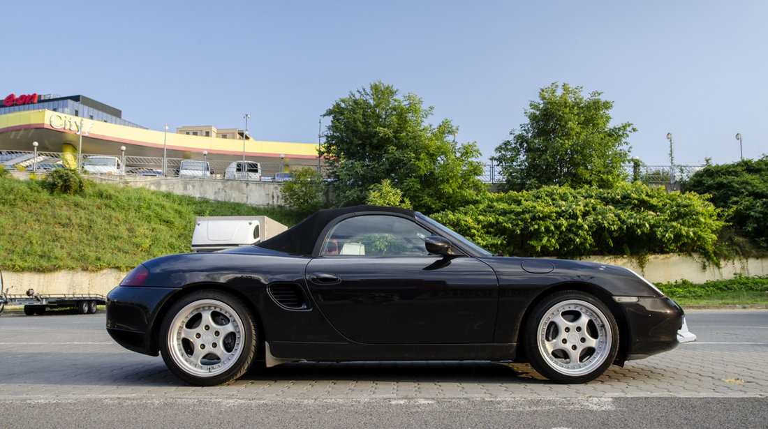 Porsche Boxster 2.7 flat-6 2002