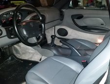 Porsche Boxster la 5.800 de dolari