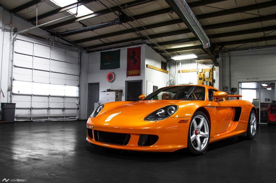 Porsche Carrera GT in Arancio Borealis