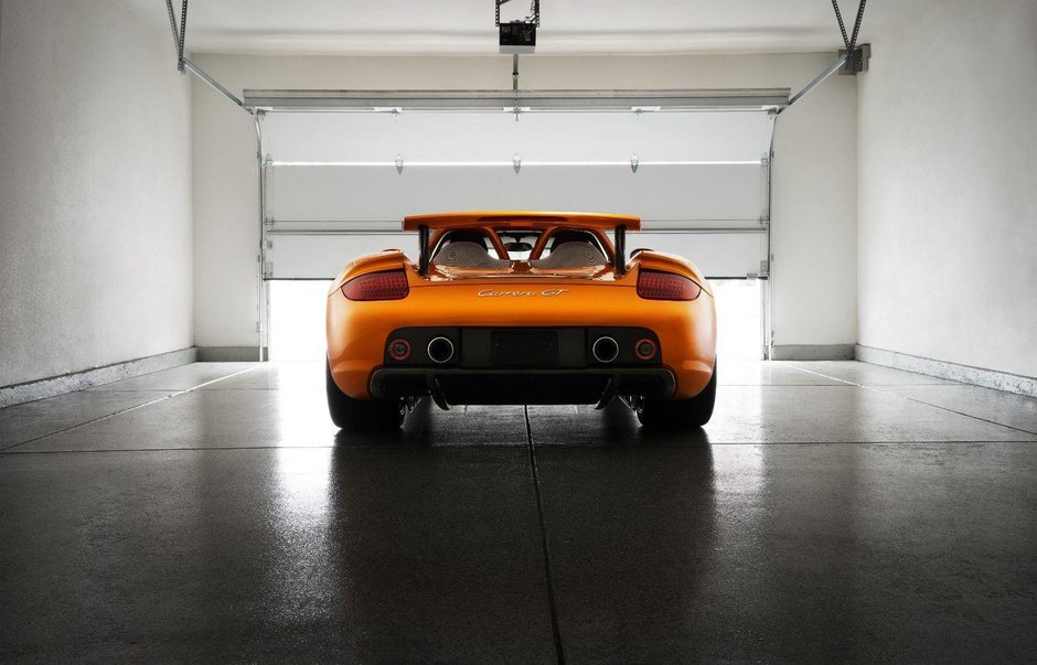 Porsche Carrera GT in Arancio Borealis