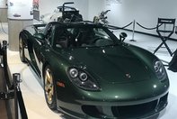 Porsche Carrera GT in Oak Green Metallic