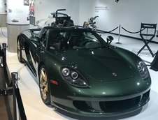 Porsche Carrera GT in Oak Green Metallic