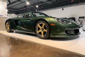 Porsche Carrera GT in Oak Green Metallic