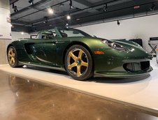 Porsche Carrera GT in Oak Green Metallic