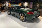 Porsche Carrera GT in Oak Green Metallic