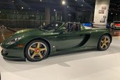 Porsche Carrera GT in Oak Green Metallic
