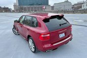 Porsche Cayenne GTS cu transmisie manuala