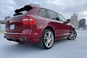 Porsche Cayenne GTS cu transmisie manuala