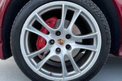 Porsche Cayenne GTS cu transmisie manuala