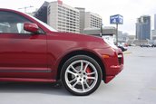 Porsche Cayenne GTS cu transmisie manuala