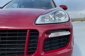 Porsche Cayenne GTS cu transmisie manuala