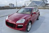 Porsche Cayenne GTS cu transmisie manuala