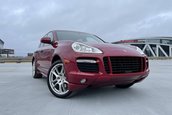 Porsche Cayenne GTS cu transmisie manuala