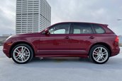 Porsche Cayenne GTS cu transmisie manuala