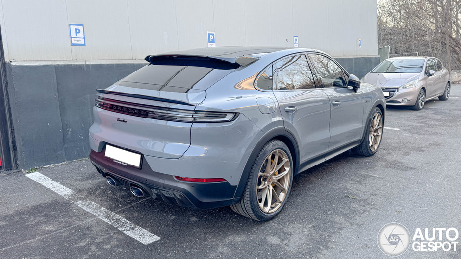 Porsche Cayenne Turbo E-Hybrid Coupe in Romania