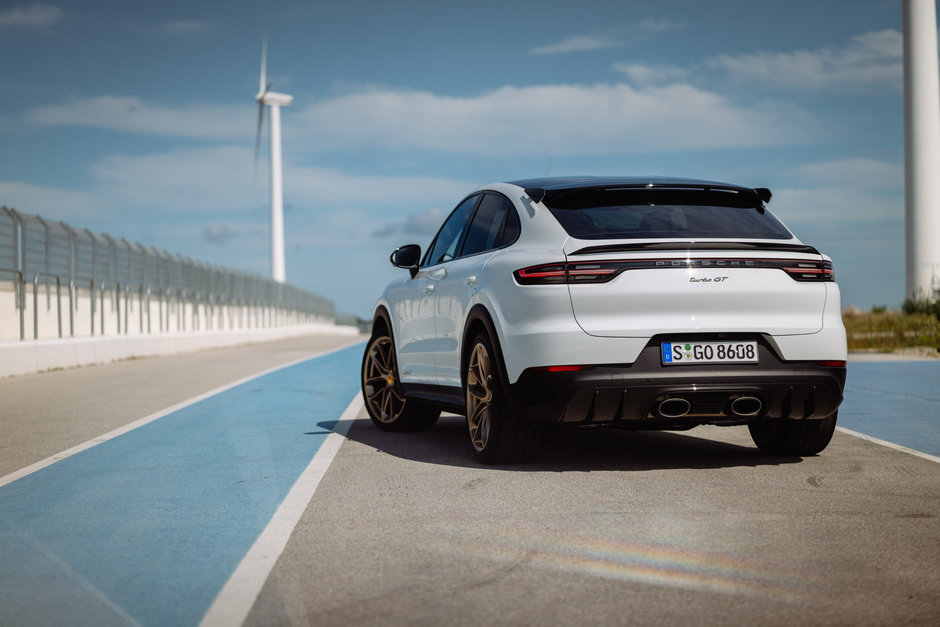 Porsche Cayenne Turbo GT - Galerie foto