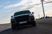 Porsche Cayenne Turbo GT - Galerie foto