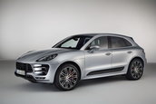 Porsche Macan Turbo cu pachetul Performance