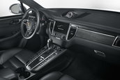 Porsche Macan Turbo cu pachetul Performance